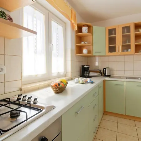 Tina By Rent Istria Guest house 3*