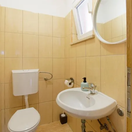 Tina By Rent Istria Guest house 3*